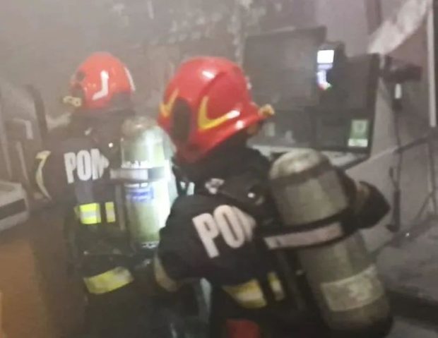 Incendiu la un supermarket din Oradea. Un client a necesitat îngrijiri medicale