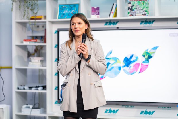 Povestea oamenilor care inspiră noua generație. Cine sunt mentorii din spatele Gen Z și cum fac diferența pentru tinerii din ziua de azi, prin ZBOR, în comunitate
