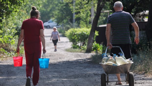 Dispariția apei pe vreme de război și „binefacerile” așa-zisei „lumi ruse”. Cum a creat Moscova o criză umanitară în regiunea Donețk