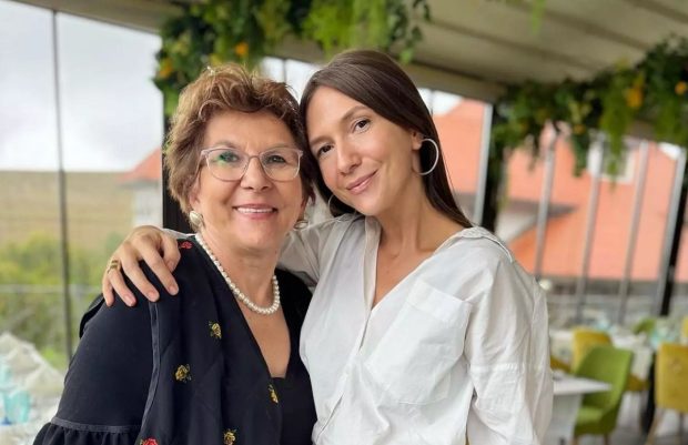 Mesajul emoționant al Adelei Popescu pentru mama ei: „Nu m-a dezamăgit în niciun aspect al vieții”. Cum a surprins-o pe doamna Doina