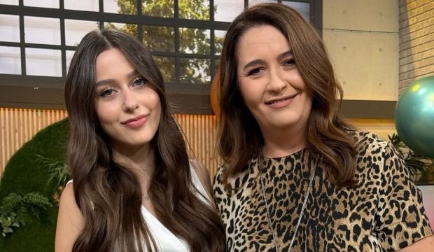 Imagine Stire Câți bani plătește Amalia Năstase pentru studiile fiicei ei Emma la universitatea unde au învățat prințul William și Kate Middleton: „Lumea spune: «Ești nebună»” | 2review.ro