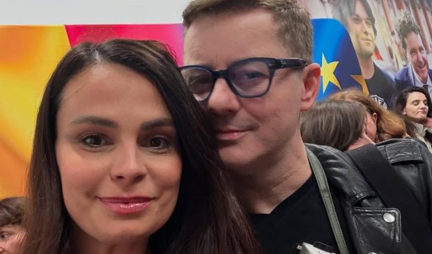 Imagine Stire Cum se caracterizează Adrian Sînă: „Dacă o întrebați pe soția mea, probabil că o să vă spună” | 2review.ro