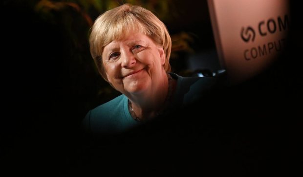Angela Merkel ar fi vrut să discute direct cu Putin: „În iunie 2021, am simțit că nu mai lua în serios Acordul de la Minsk”