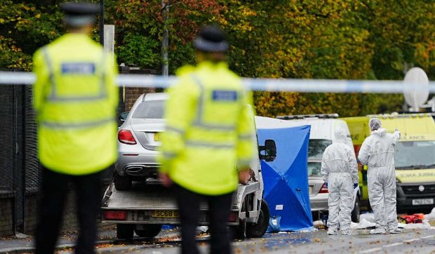 Una dintre victimele atacului de la sinagoga din Manchester a fost împușcată accidental de polițiști