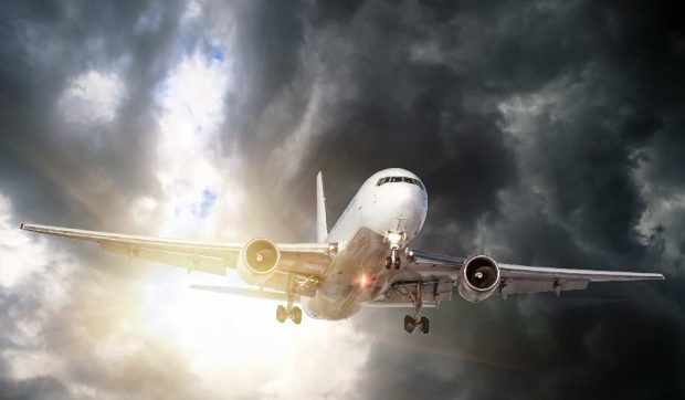 Două avioane nu au putut ateriza pe Otopeni și au fost redirecționate pe alte aeroporturi