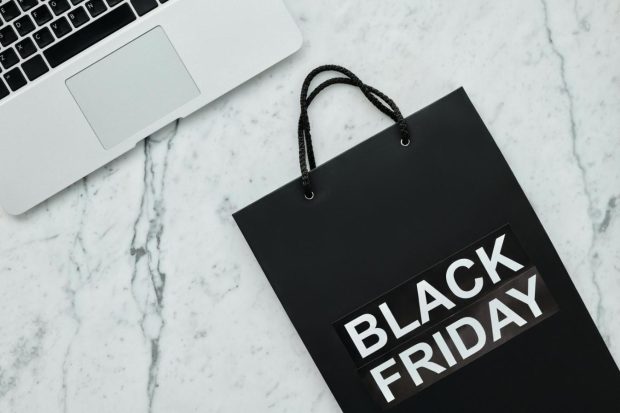 Black Friday la pietre semiprețioase – oferte inspirate și idei pentru a alege cristalele potrivite