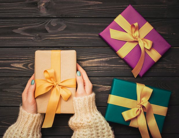 Psihologia cadourilor: de ce ne bucurăm mai mult să oferim decât să primim