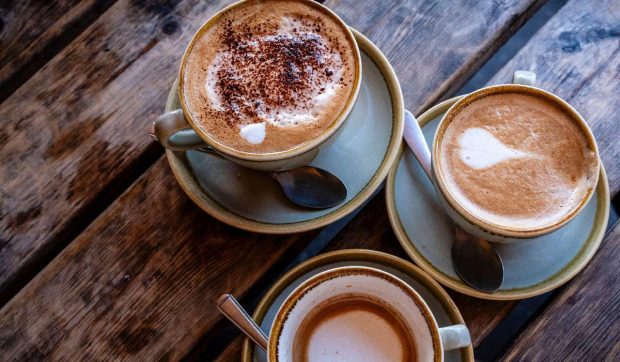 Consumul de cafea ar putea reduce riscul problemelor de ritm cardiac, potrivit unui nou studiu