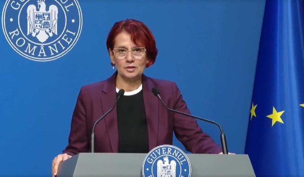 Răspunsul purtătoarei de cuvânt a Guvernului la întrebarea privind majorarea salariului minim. PSD o contrazice