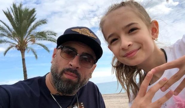 Fiica lui CRBL, complet schimbată după divorțul părinților. Alessia e furioasă pe tatăl ei: „Nu mă mai lasă să o cunosc deloc”