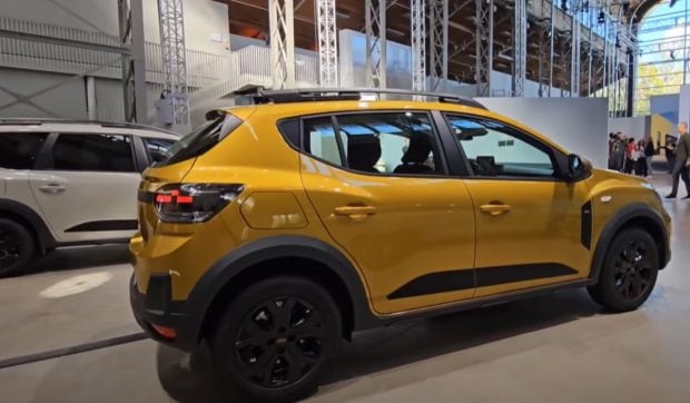 Ce are în plus Dacia cu „aripioare de rechin”: Sandero cea mai bine vândută mașină din Europa I VIDEO