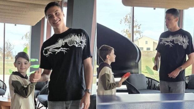 Rareș Prisacariu, copilul-minune din Botoșani, l-a întâlnit pe David Popovici și au jucat ping-pong: „Această strângere de mână mă va însoți mereu”