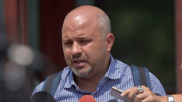 Emanuel Ungureanu (USR) a depus o nouă plângere penală, acum pentru neorganizarea alegerilor din București. Partidul lui Dominic Fritz se dezice de el
