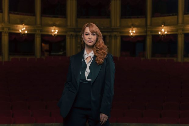 Imagine Stire Feli Donose a răbufnit, după ce un bărbat a criticat-o că nu a făcut poze la finalul unui concert. „Am avut un atac de anxietate. Nu suntem maimuțe” | 2review.ro