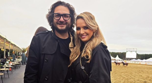 Imagine Stire Dezvăluirea făcută de Florin Dumitrescu de ziua soției lui, Cristina. Ce mesaj i-a transmis. „Avem câțiva munți mutați împreună” | 2review.ro
