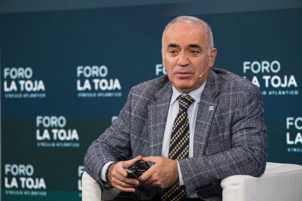 Garry Kasparov, fostul oligarh rus Hodorkovski și alți membri ai Comitetului Antirăzboi din Rusia, acuzați de FSB de „acaparare violentă a puterii” și terorism