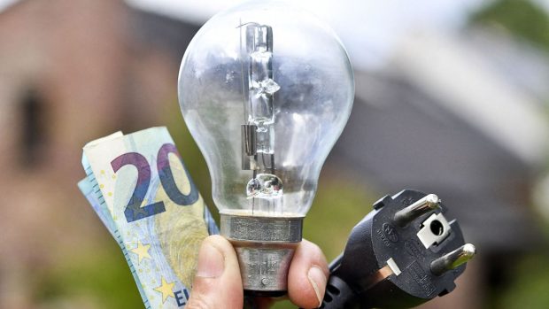 Aparatul pe care fiecare român și-l dorește în casă și care consumă cât 300 de becuri led aprinse în același timp