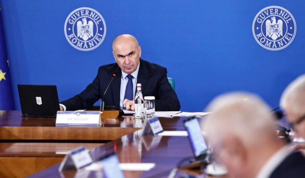 Premierul Ilie Bolojan a avut parțial dreptate când a vorbit despre cheltuielile cu personalul bugetar din prima jumătate a anului 2025