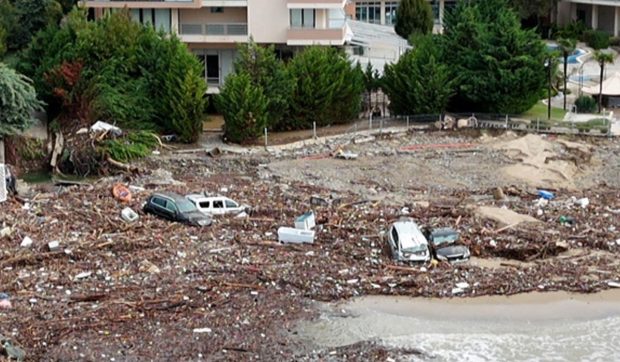 Alertă de ploi torențiale în Bulgaria, în stațiunea devastată acum două săptămâni. Oamenii, sfătuiți să rămână în case