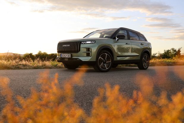 Grupul auto Chery lansează mărcile Omoda și Jaecoo în România. Chinezii vor să deschidă și o fabrică nouă în Europa