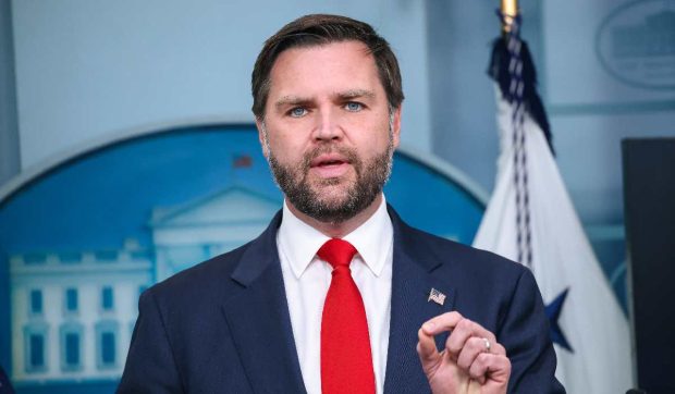 Minciuna spusă de JD Vance prin care a încercat să justifice „închiderea” guvernului SUA: „E o propunere ridicolă”