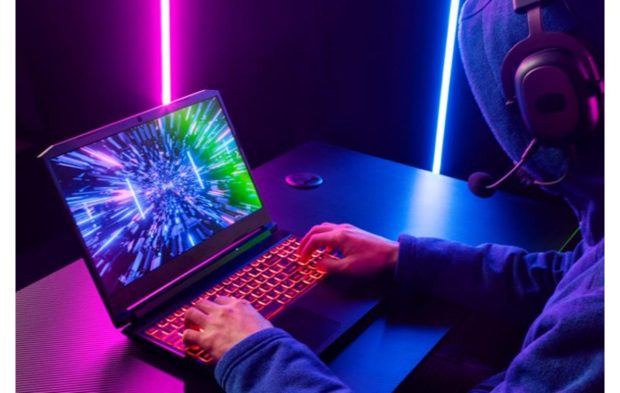 3 upgrade-uri simple care îți salvează laptopul gaming