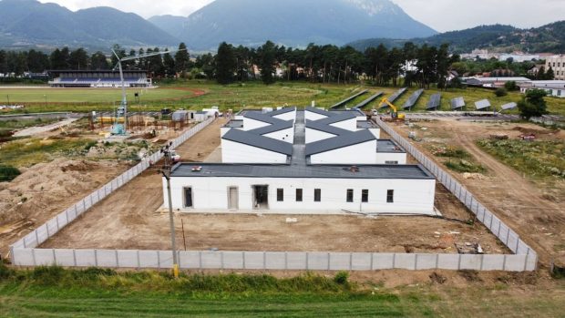 Garduri industriale din beton de la Sigicom cu transport gratuit în București și Ilfov