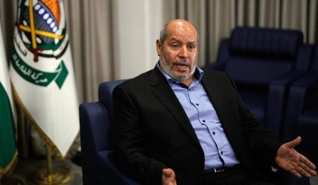 Prima apariție a lui Khalil Al-Hayya, unul dintre liderii Hamas pe care Israelul a încercat să-i omoare în Doha, după tentativa de asasinat: „Suntem îndurerați”