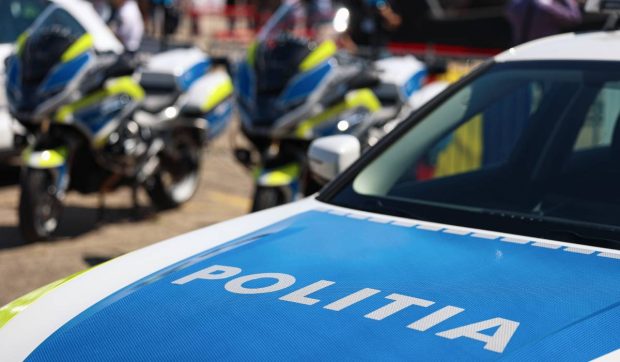 Cele două femei care s-au luat la bătaie cu angajații unui magazin din București, după ce au încercat să fure haine de peste 700 de lei, au fost arestate preventiv