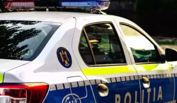 Polițiștii din Brăila au desființat tombole online care promiteau cai și mașini