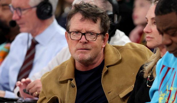 Michael J. Fox își exprimă dorința de a muri în liniște, „fără dramă”, după 35 de ani de luptă cu boala Parkinson I VIDEO