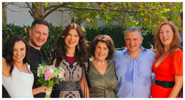 Imagine Stire Monica Bîrlădeanu recunoaște că a fost extrem de geloasă pe fratele mai mic: „Am rămas fără atenție și afecțiune” | 2review.ro