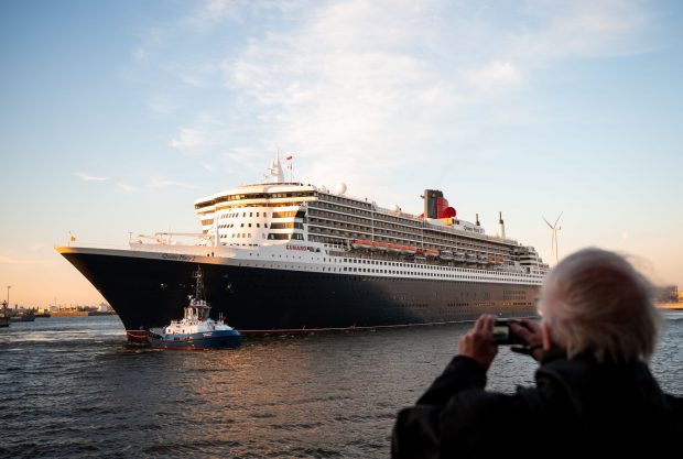 O femeie s-a mutat de la New York la Londra cu o croazieră de lux, pentru că era mai ieftin decât zborul cu avionul