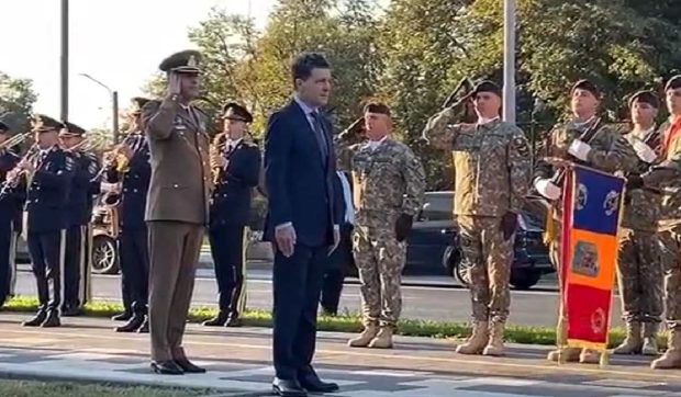 Analistul militar Hari Bucur-Marcu a descris momentul de confuzie de la Timișoara al președintelui Nicușor Dan: „Arată în public ca o marionetă”