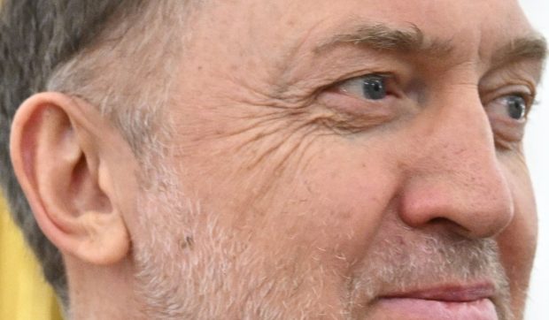 Uniunea Europeană va transfera bunuri de două miliarde de euro ale oligarhului Oleg Deripaska către banca Raiffeisen
