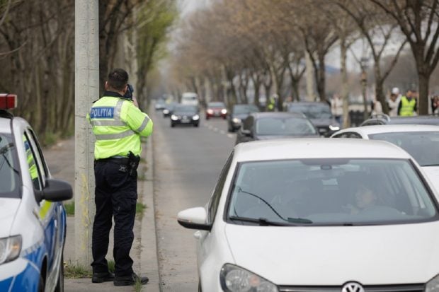 Șoferii vor putea să-și plătească amenzile de circulație mai simplu, după șase ani de la promulgarea legii