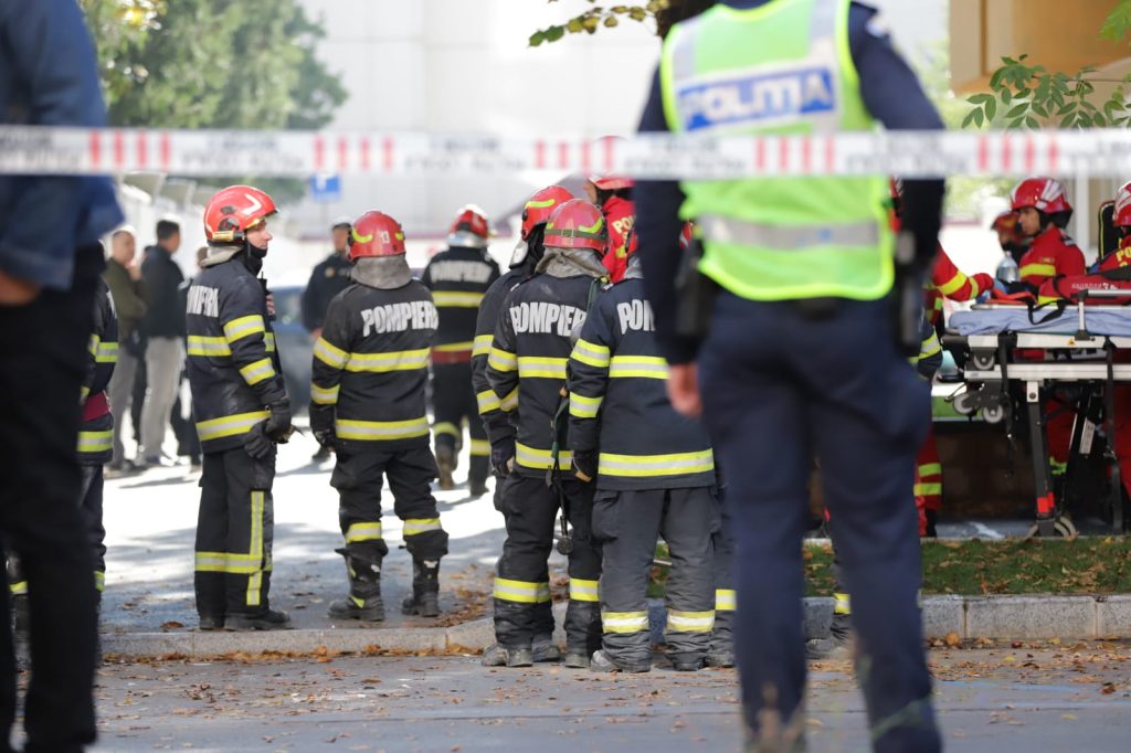 Intervenții de pompieri după explozie