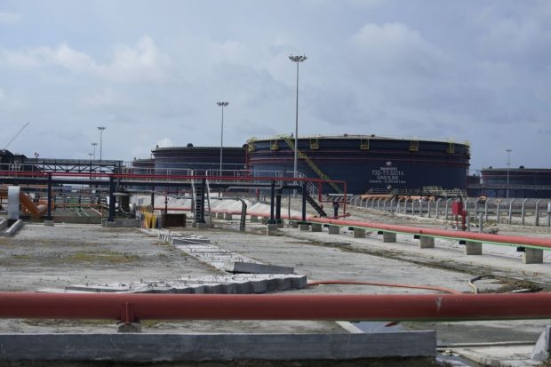 Motivul pentru care Nigeria a pierdut în trei zile 16% din producția de petrol și 30% din vânzările de gaze naturale