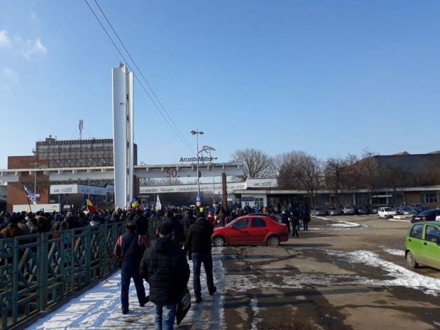 470 de angajați ai ArcelorMittal din Hunedoara rămân pe drumuri. Oțelul din Ucraina nu mai vine