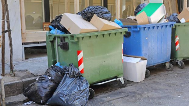 Noi tarife pentru gunoi în Sectorul 4 din București, de la 1 mai 2026. Reducere de un bănuț pentru fiecare persoană