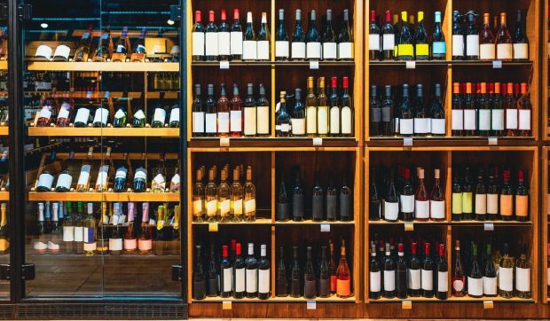 România, lider mondial la consumul de alcool: „Nu este considerat o substanță toxică, o otravă, este considerat un aliment”