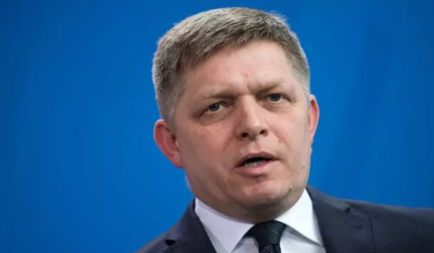 Premierul slovac Robert Fico a anulat un discurs către țară pe motiv că s-a îmbolnăvit din nou