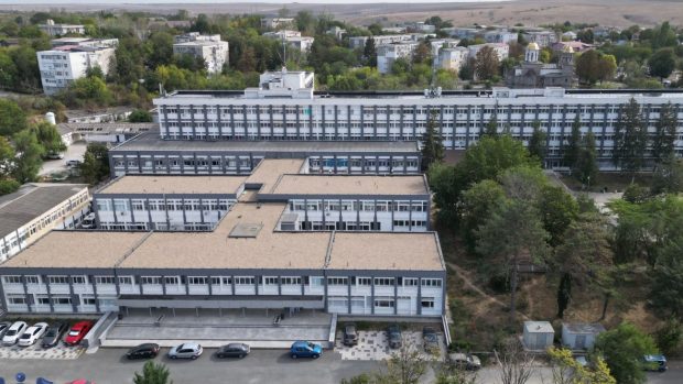 Doctorița de gardă a fost luată la bătaie din senin și înjurată pe holul spitalului din Medgidia de o mamă și fiicele ei