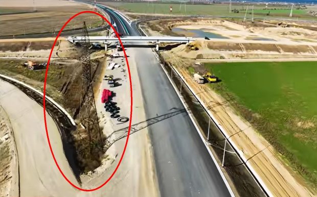 Stâlpul din calea autostrăzii. Dacă e mutat rapid, s-ar putea circula încă din 2025 între București și Suceava ocolind toate orașele de pe traseu