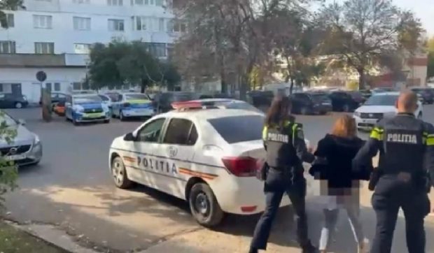 O tânără din Craiova și-a luat telefon nou fără să plătească. Ce a pățit apoi