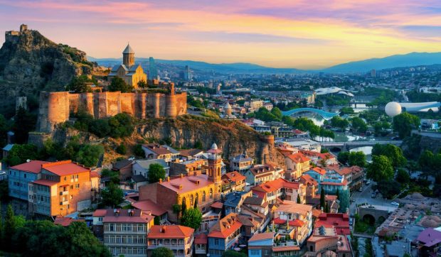 Consiliul European avertizează asupra crizei politice din Georgia. Țara se află în risc iminent de dictatură