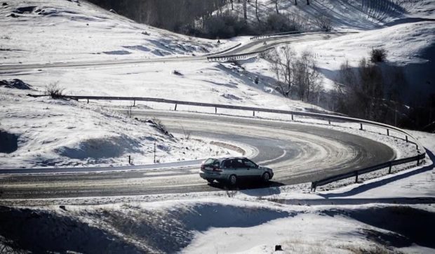 Transfăgărășan și Transalpina au fost închise de CNAIR: „Se pot produce fenomene meteorologice extreme în orice moment”