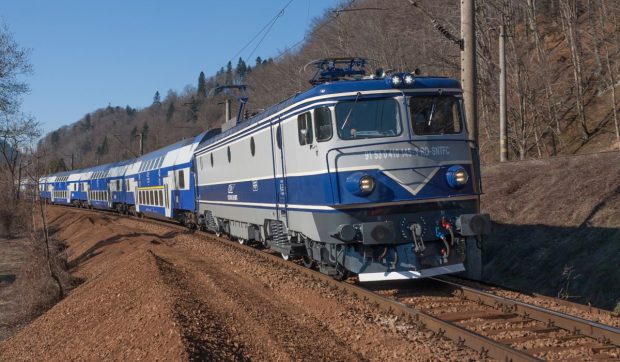 Lista companiilor de stat care intră în procesul de reformă: Tarom, CFR și Metrorex sunt printre ele. Ce se va întâmpla cu acestea