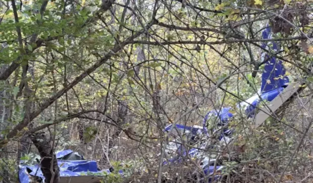 Un milionar a murit după ce s-a prăbușit cu un avion ultraușor în Vaslui: nu a putut ateriza din cauza ceții