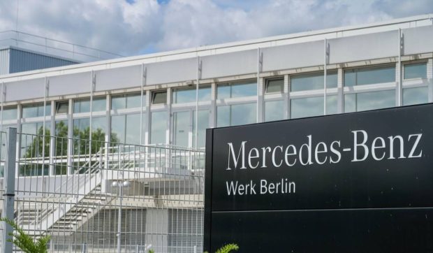 Țara din Europa unde Mercedes vrea să mute mare parte din producția de mașini. Fabrica de acolo va depăși toate uzinele din Germania